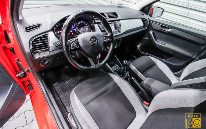 Skoda Fabia cena 24999 przebieg: 248000, rok produkcji 2016 z Krajenka małe 326